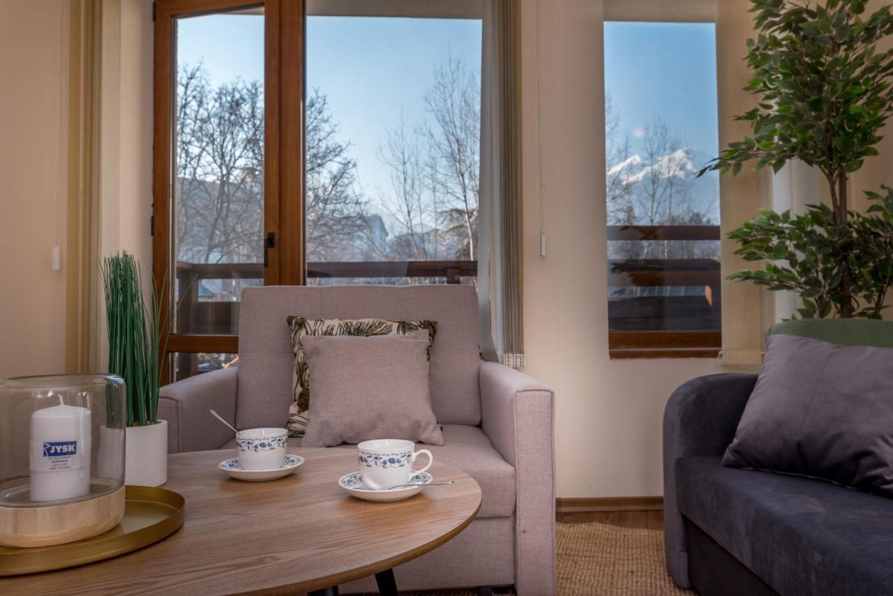Charming Ski Apartments Near Gondola & Bar Street, Cedar Lodge 1 Complex Banszko Kültér fotó